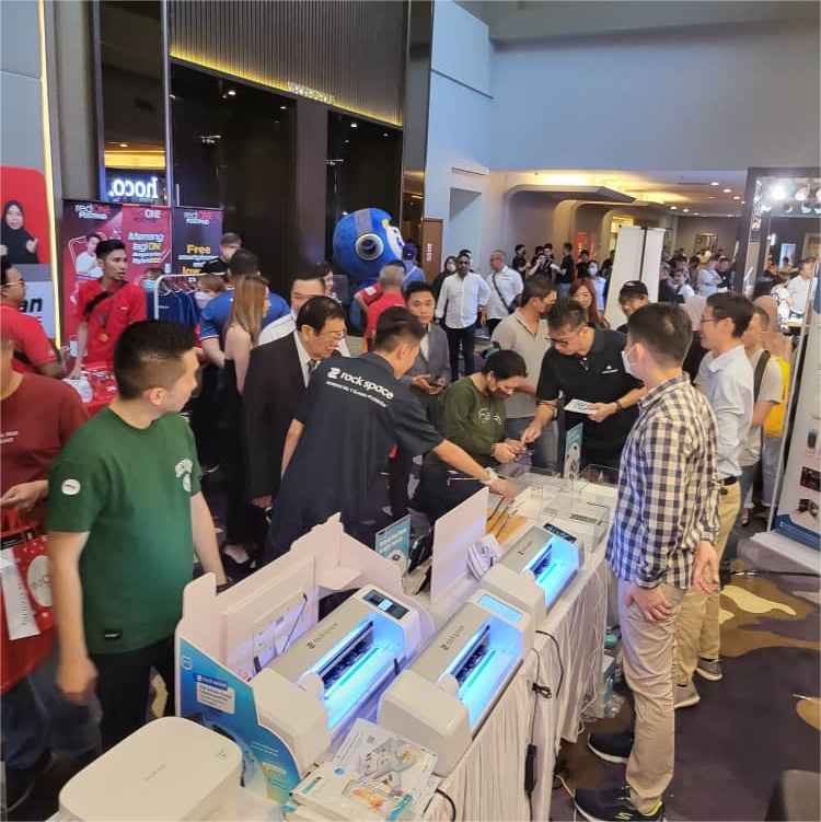 rock space Showcases its Revolutionary Mobile Phone Skin Printer at PERTUBUHAN PENIAGA TELEKOMUNIKASI MALAYSIA Exhibition
